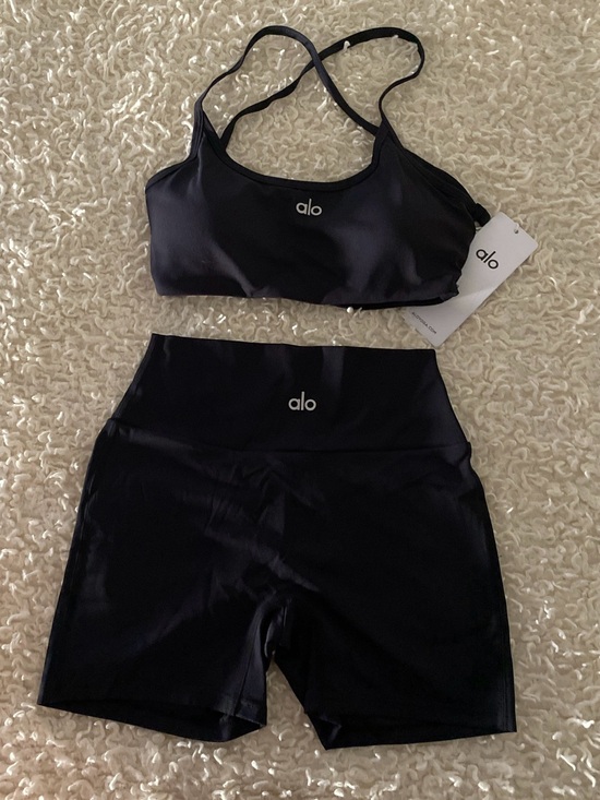 ALO Yoga Other - ALO Yoga Black Sports Bra and High-Waist Bike Shorts Set